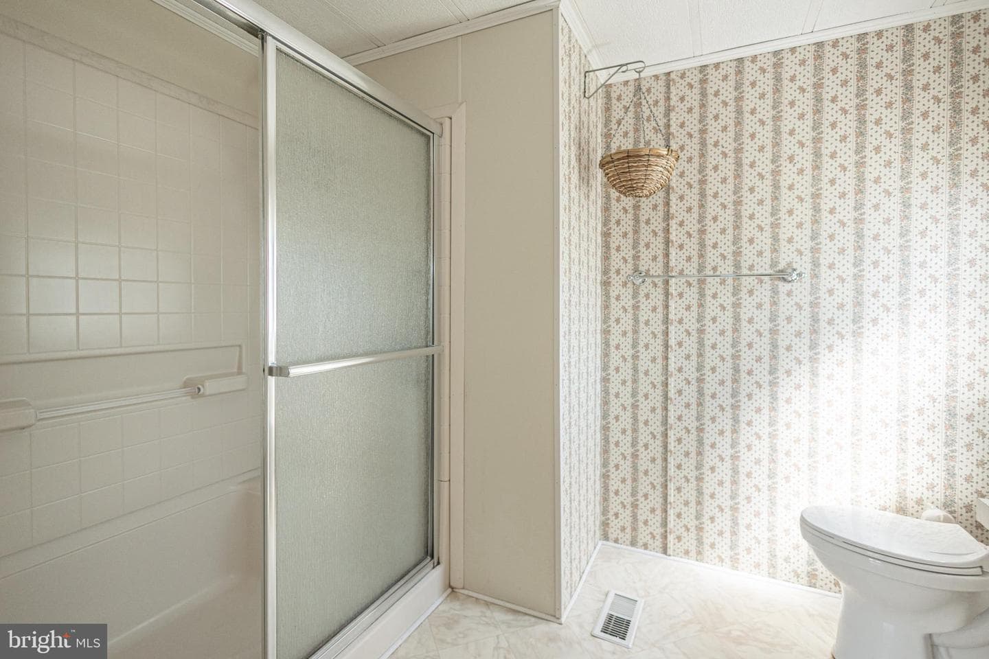 1004 Fox Chase Court photo 25