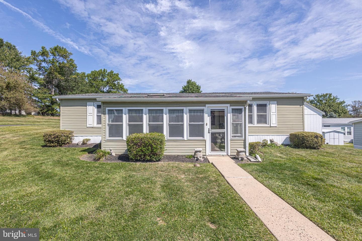 1004 Fox Chase Court photo 3
