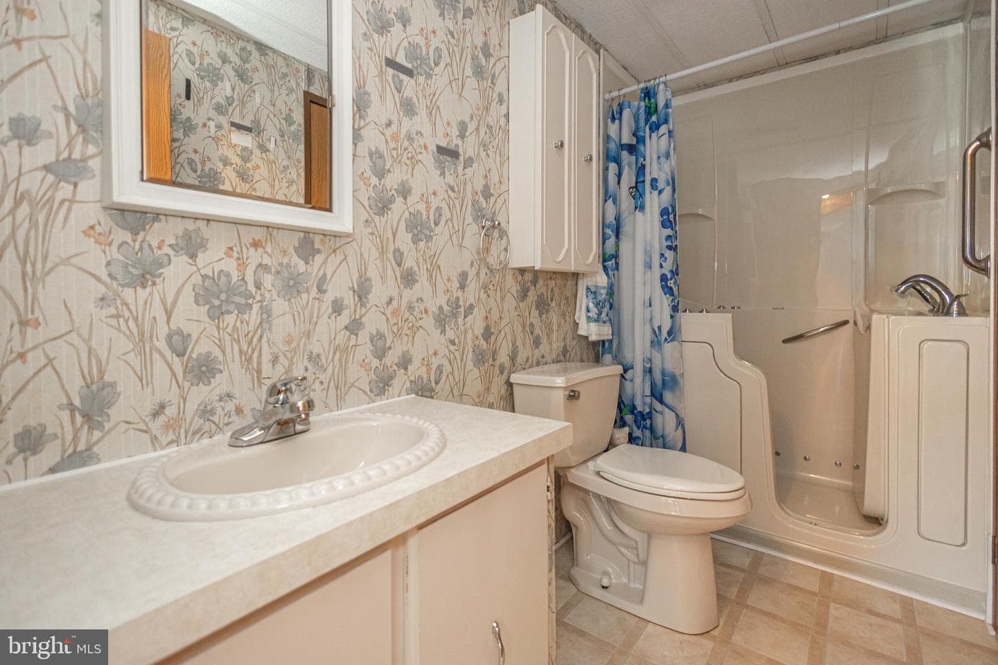 1004 Fox Chase Court photo 30