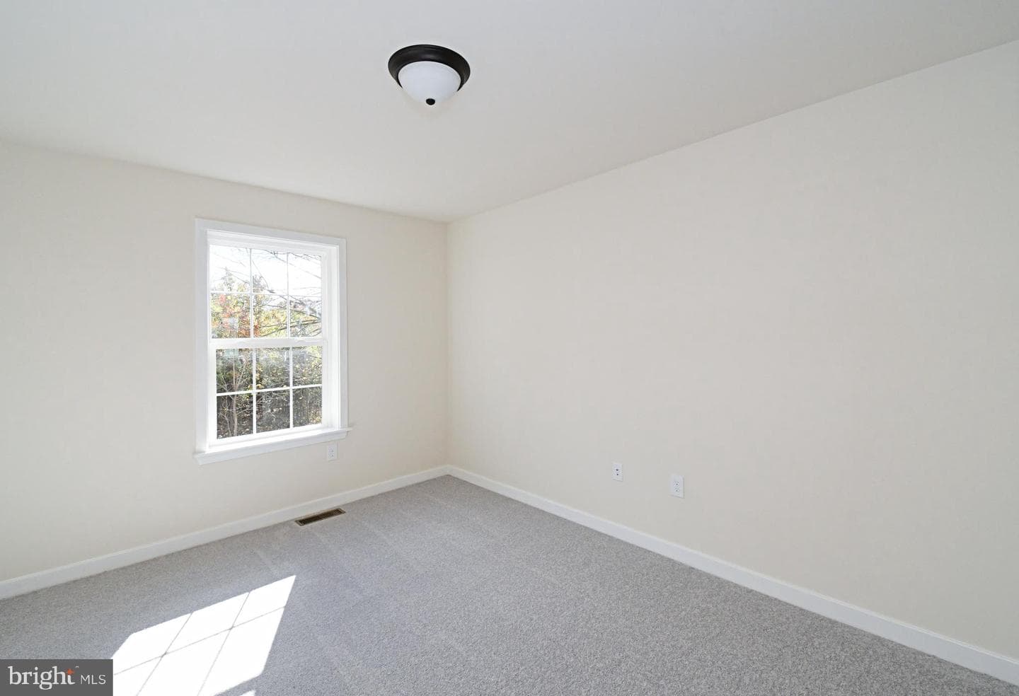 638 Gilbertsville Road photo 36