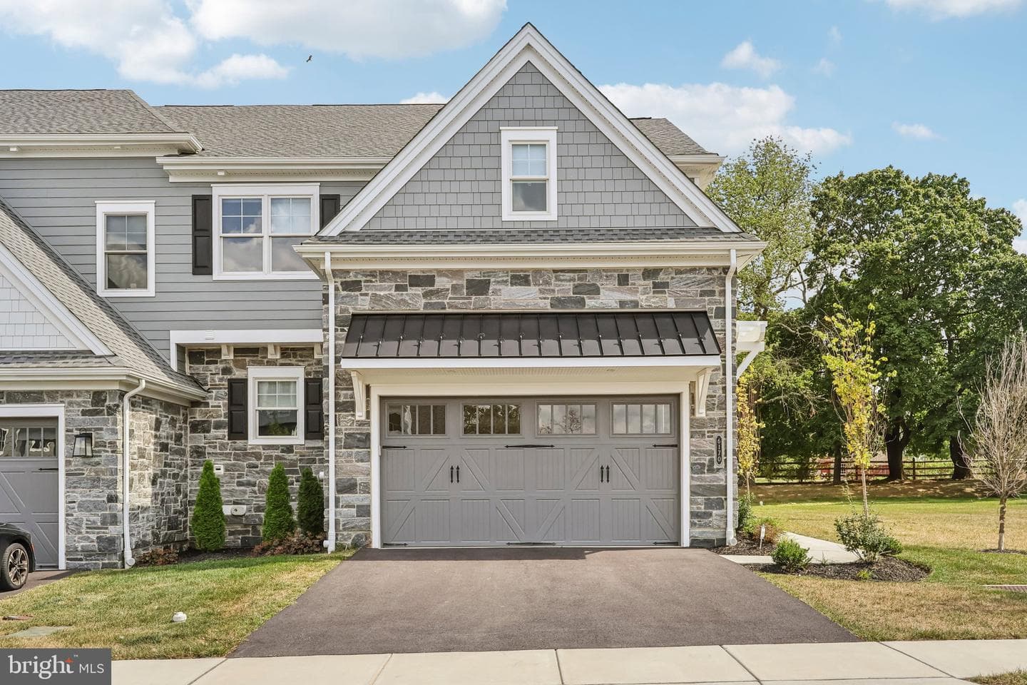 6170 Argos Drive photo 2