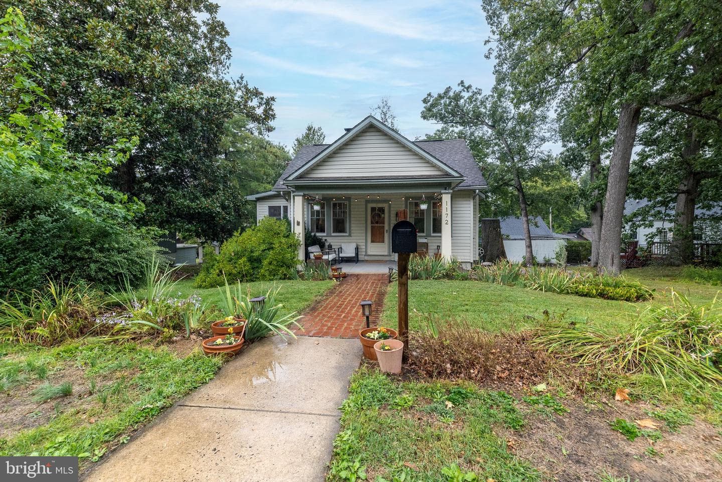 1172 Tyson Avenue photo 3