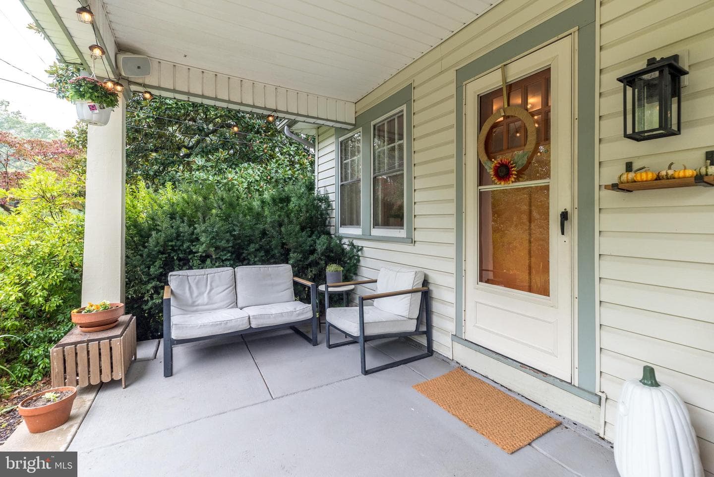1172 Tyson Avenue photo 4