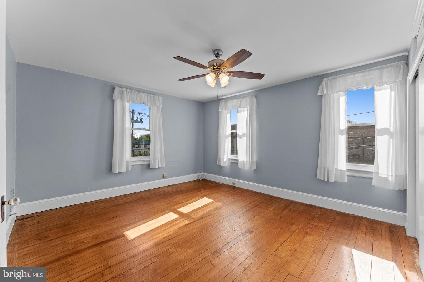 310 Dallas Road photo 16