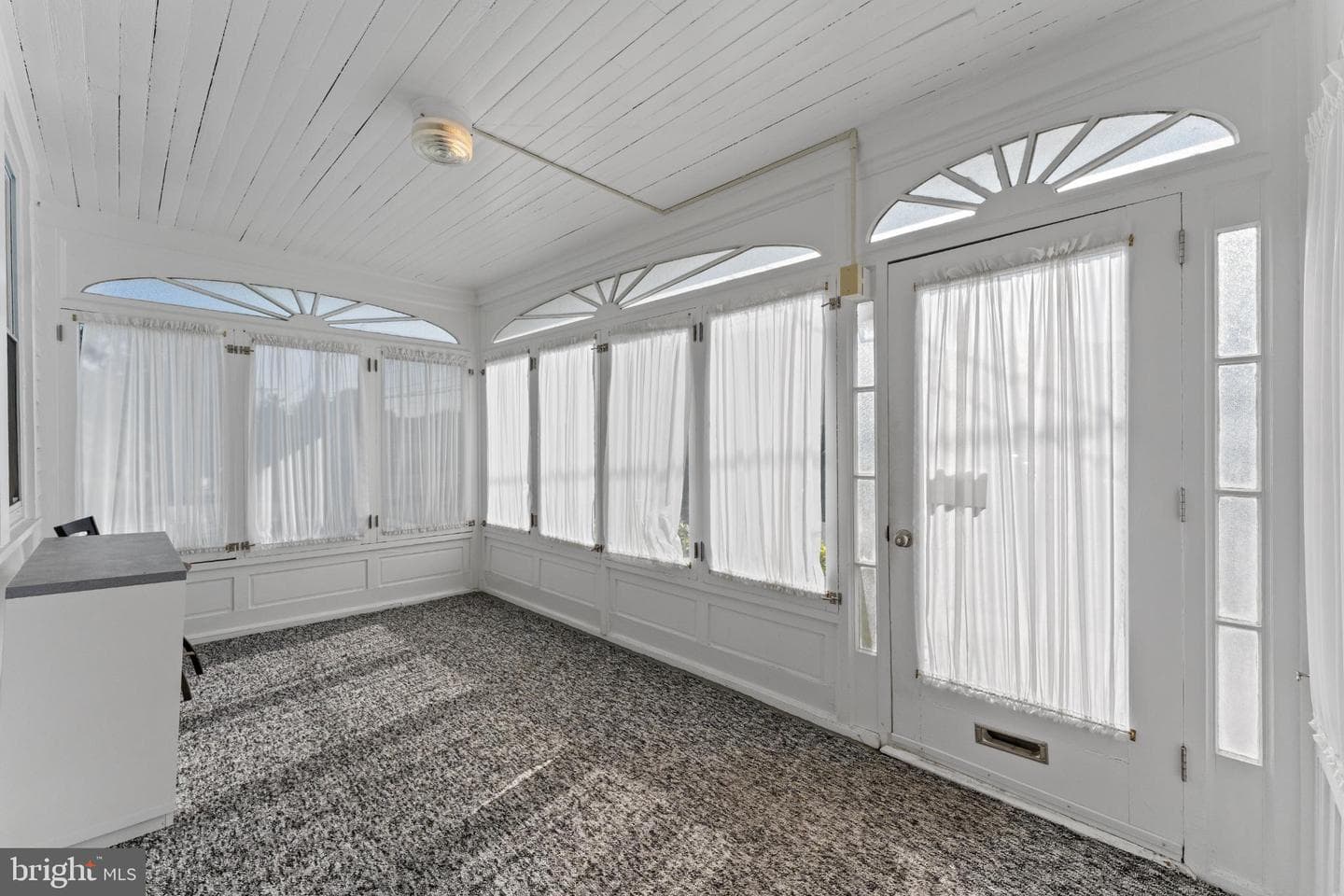 310 Dallas Road photo 4