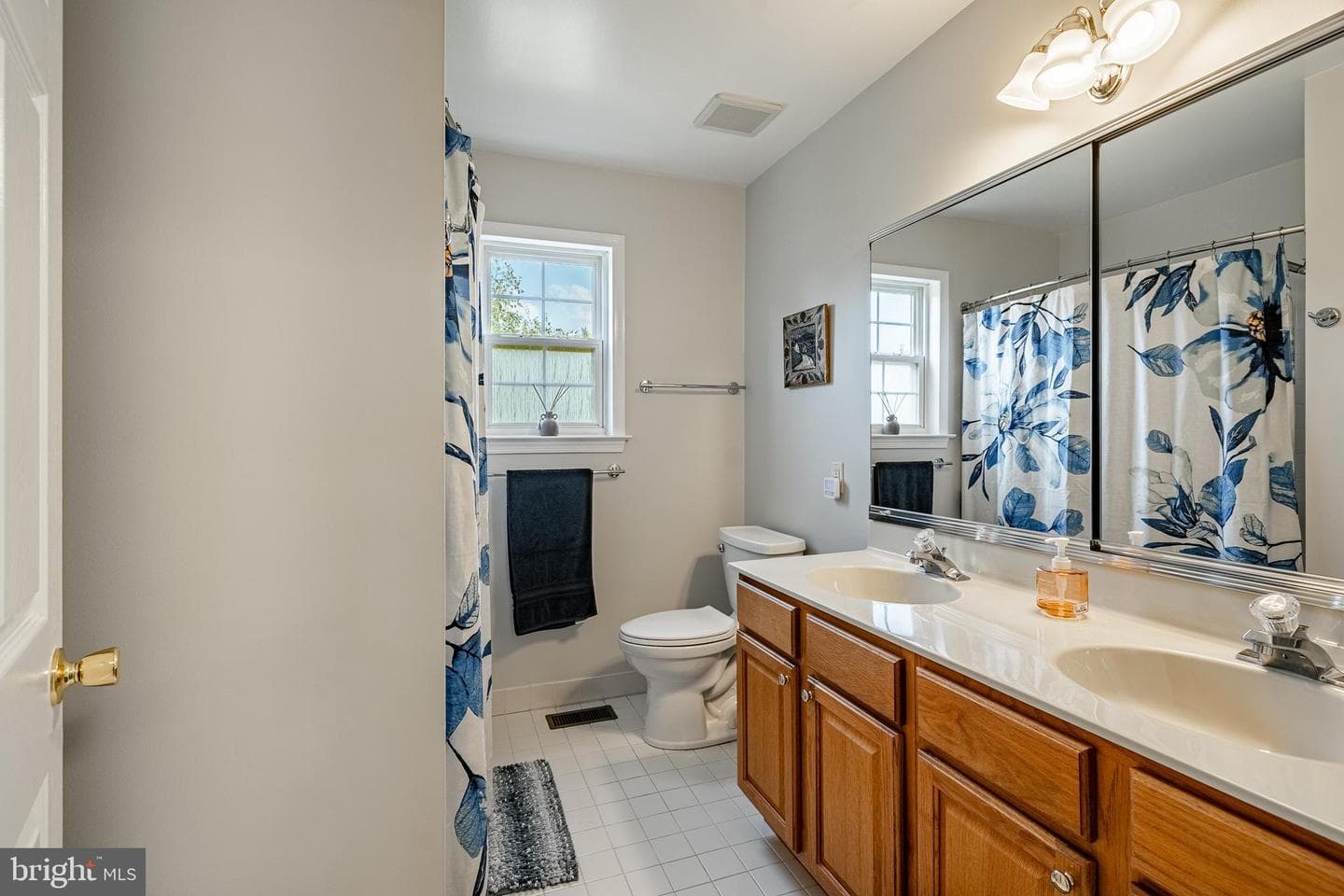 118 Fox Run Drive photo 35