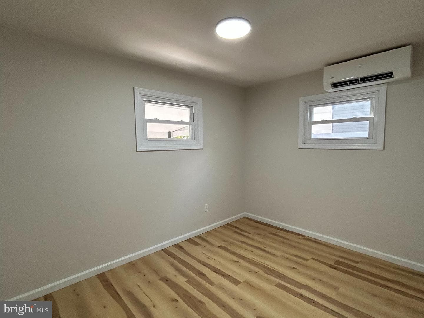 156 Gable Avenue photo 17