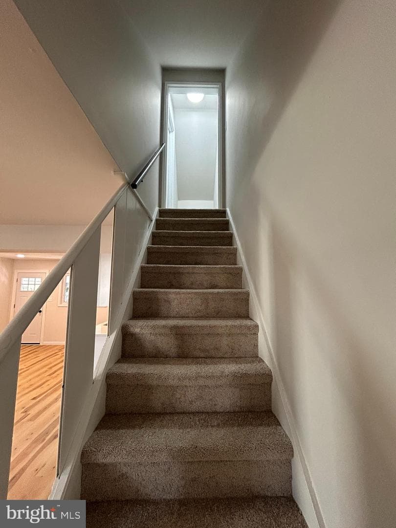 156 Gable Avenue photo 18