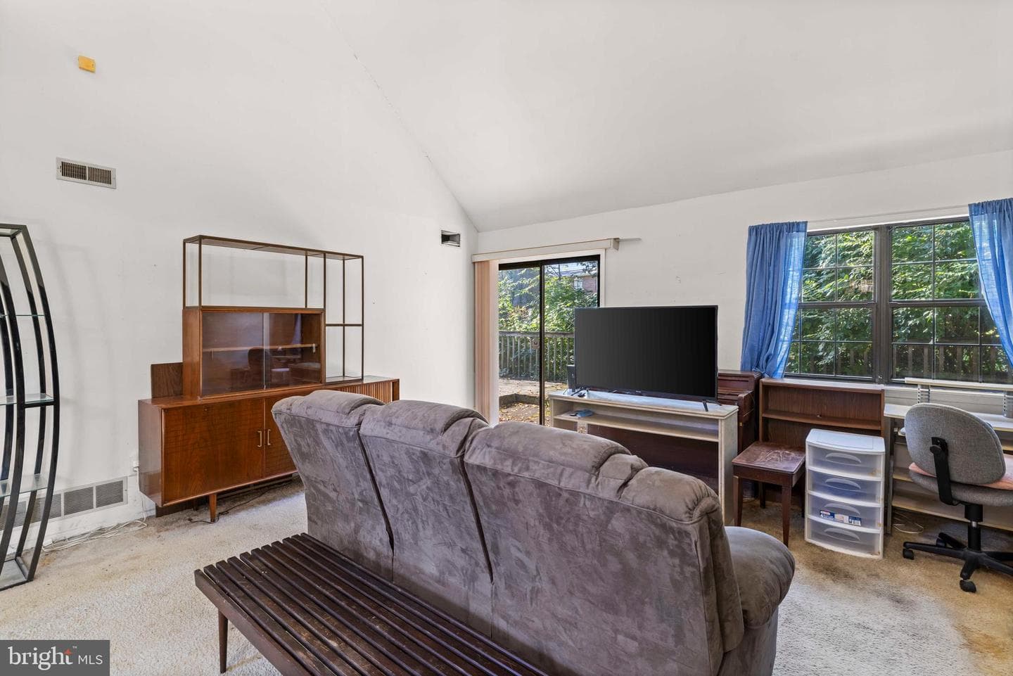 1610 Melrose Avenue photo 13