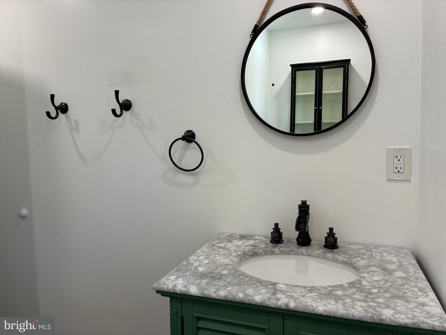 55 Sunset Road photo 27
