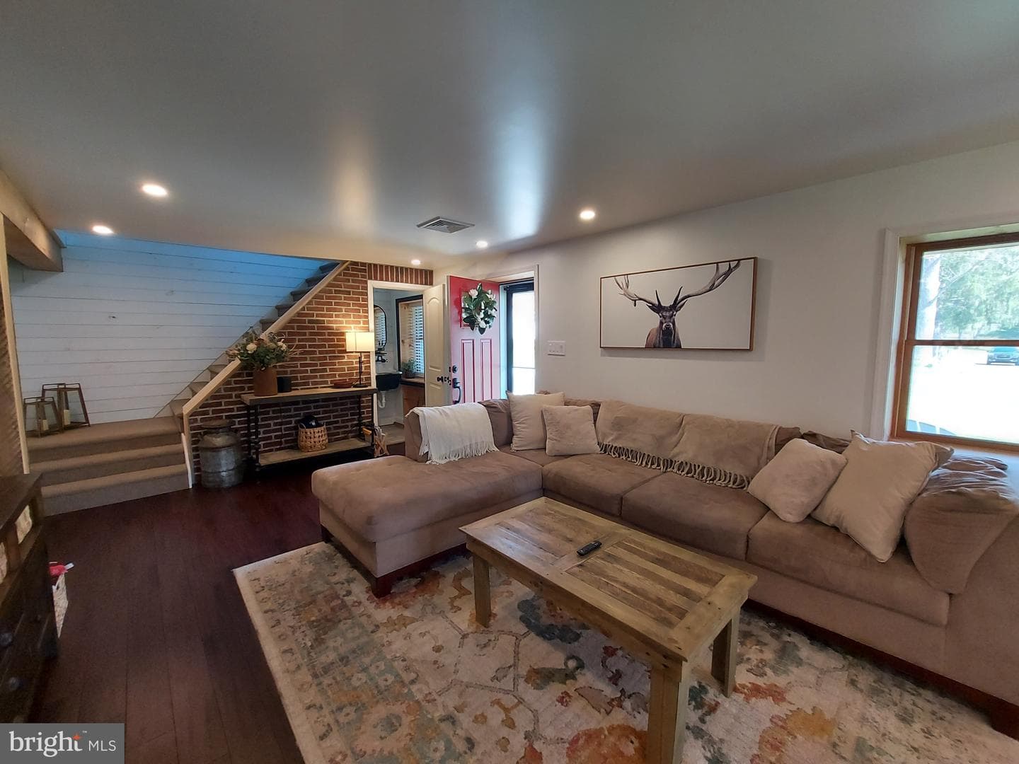 55 Sunset Road photo 4