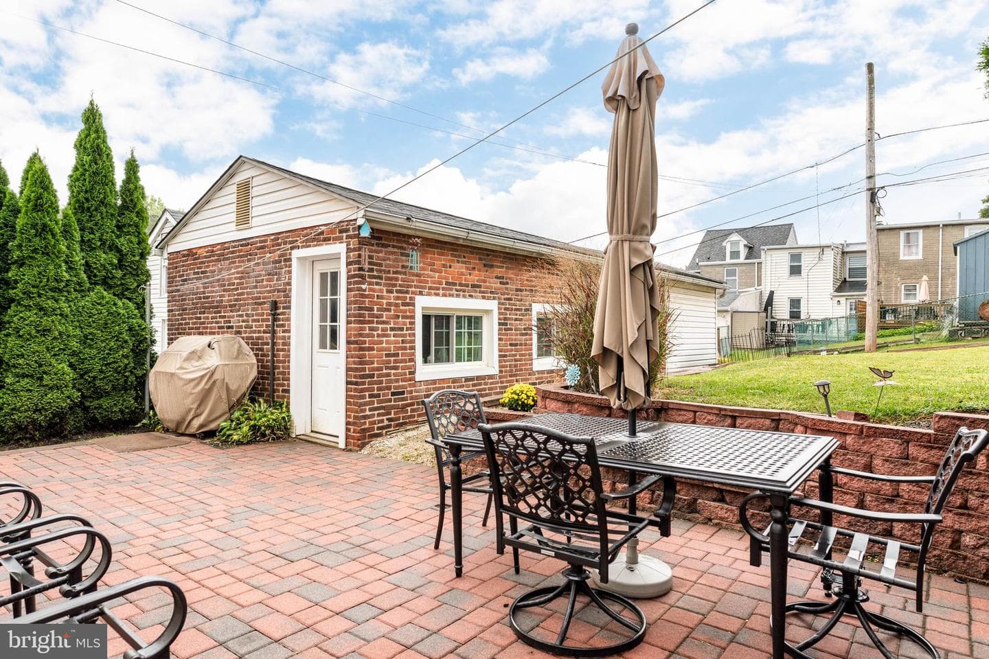 107 Cedar Avenue photo 23