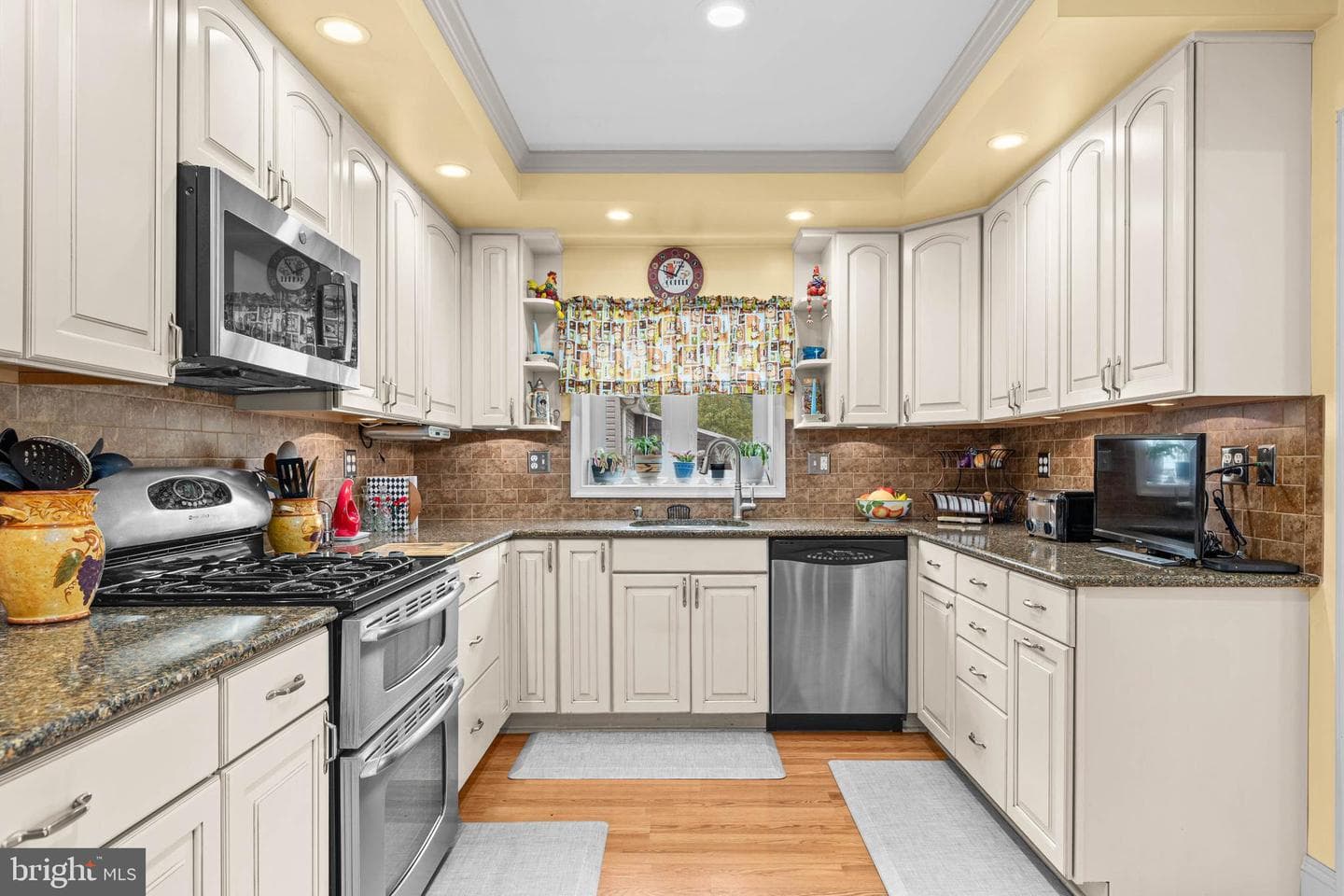 107 Cedar Avenue photo 6