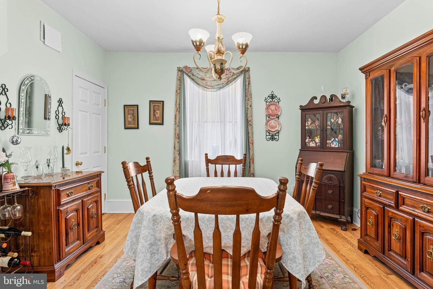 107 Cedar Avenue photo 9