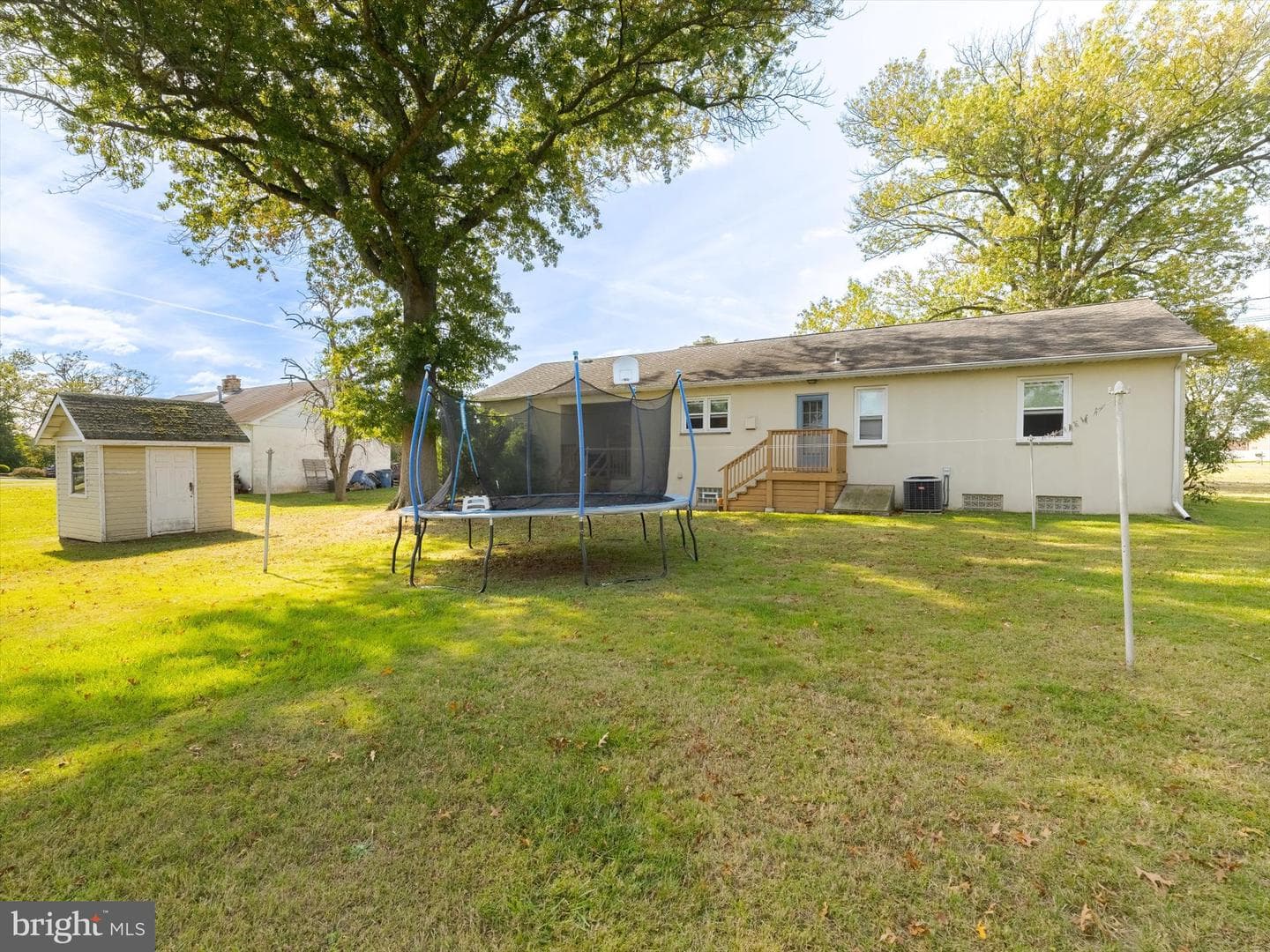 414 Watson Avenue photo 31