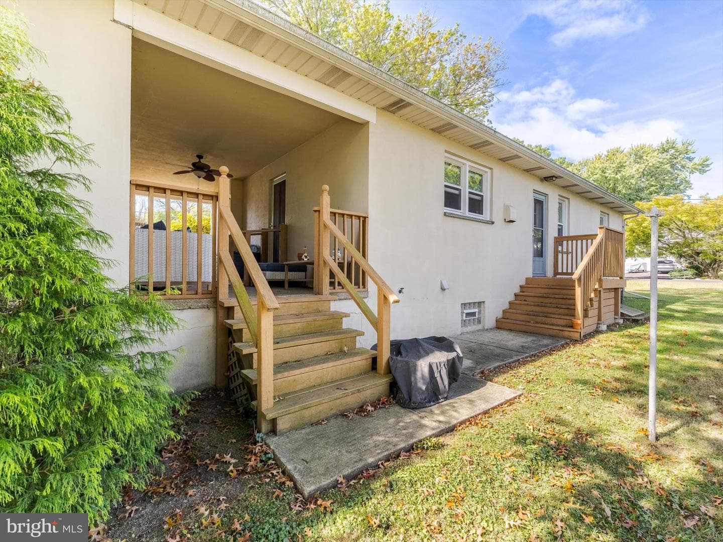 414 Watson Avenue photo 32