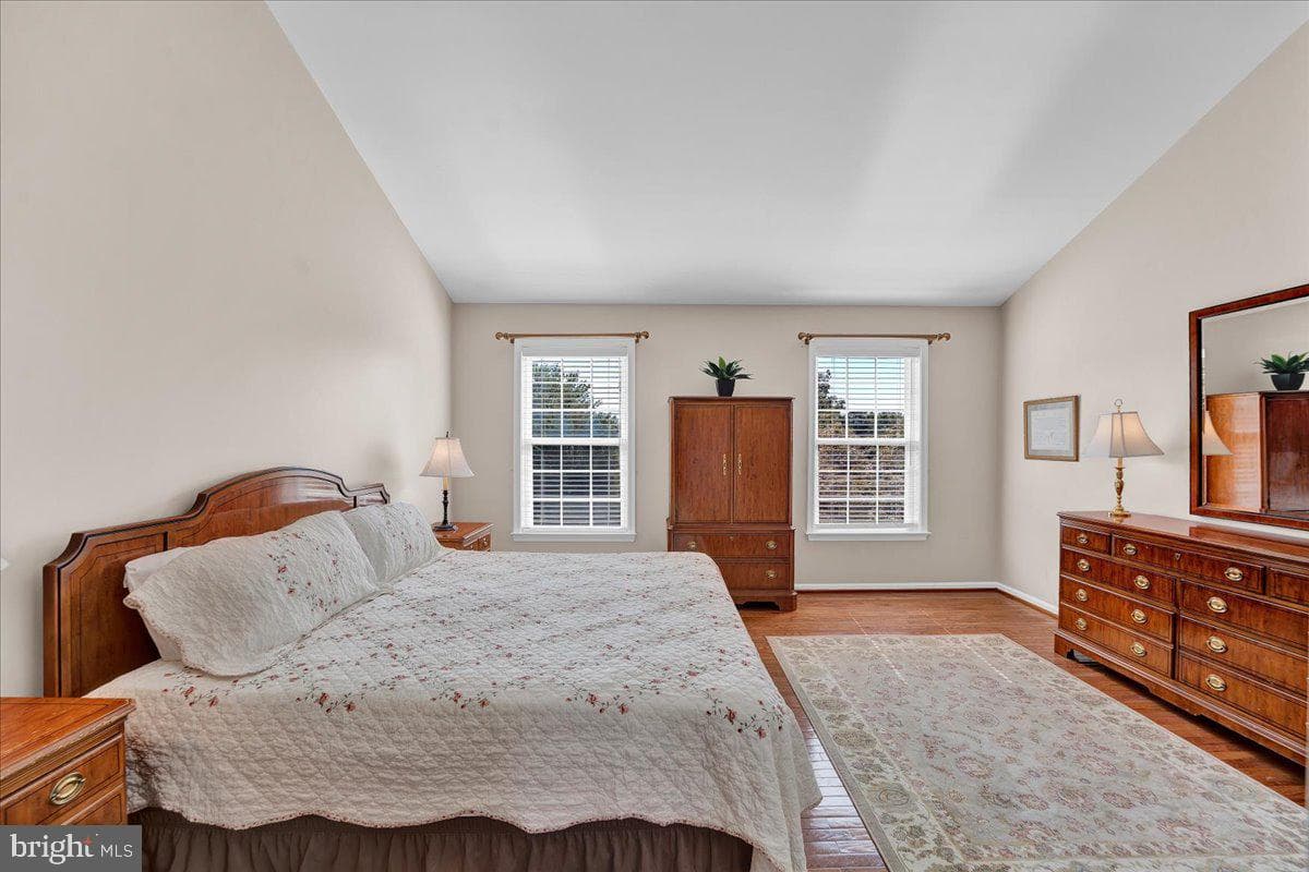 624 Chatsworth Drive photo 24
