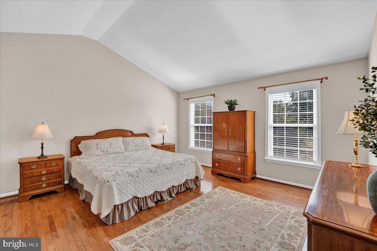 624 Chatsworth Drive photo 25