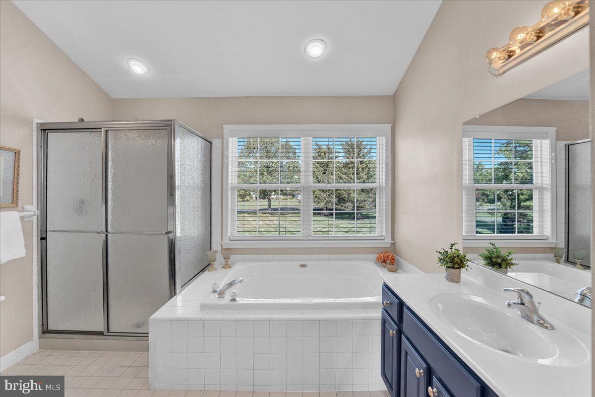 624 Chatsworth Drive photo 27