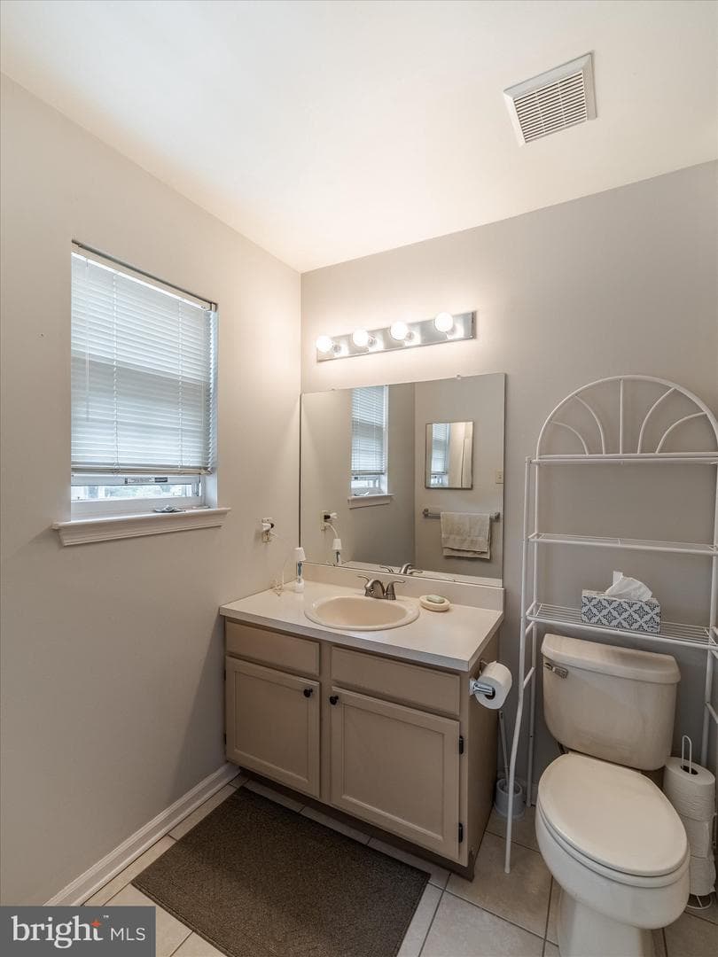 122 Yorkshire Way photo 21