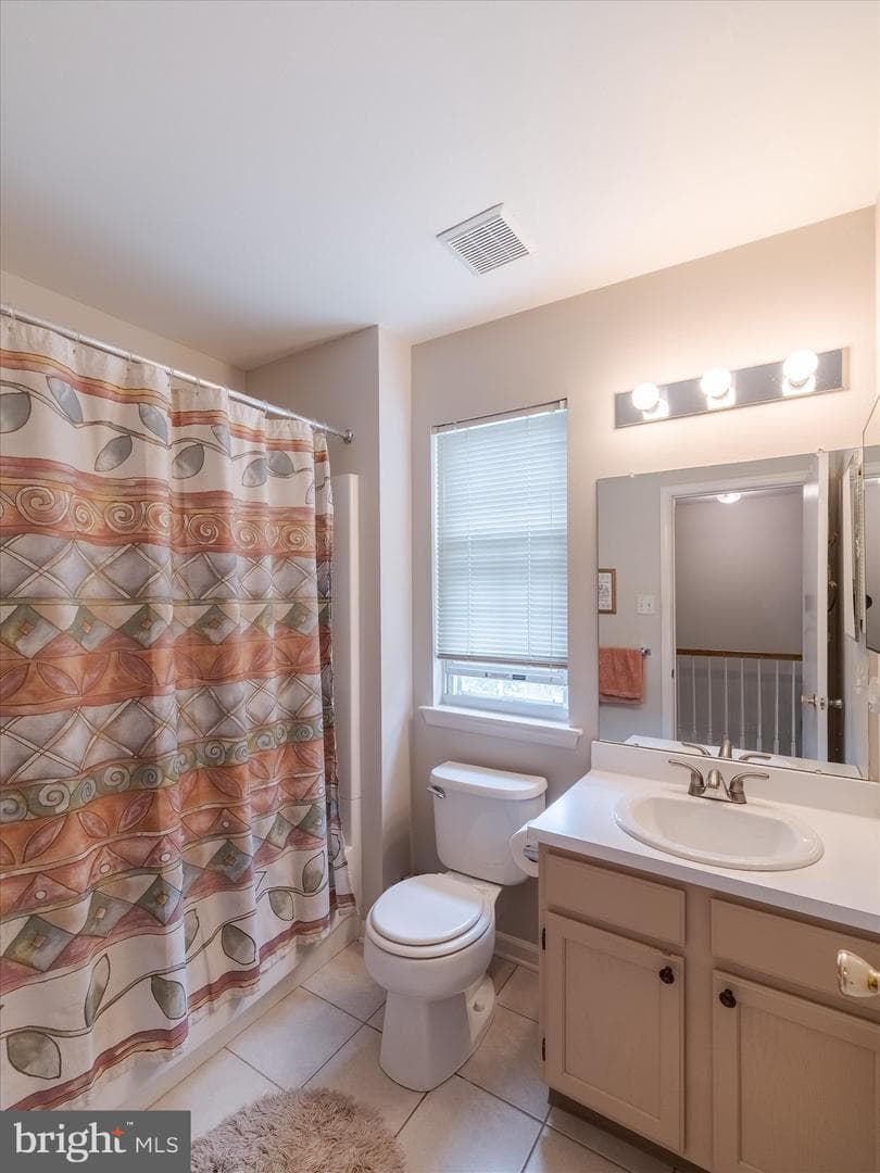122 Yorkshire Way photo 29