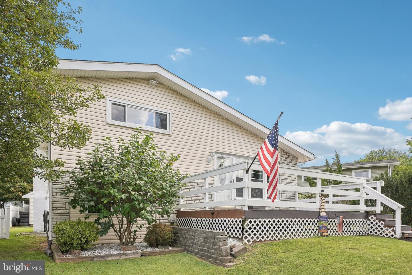 418 Springhouse Road photo 2