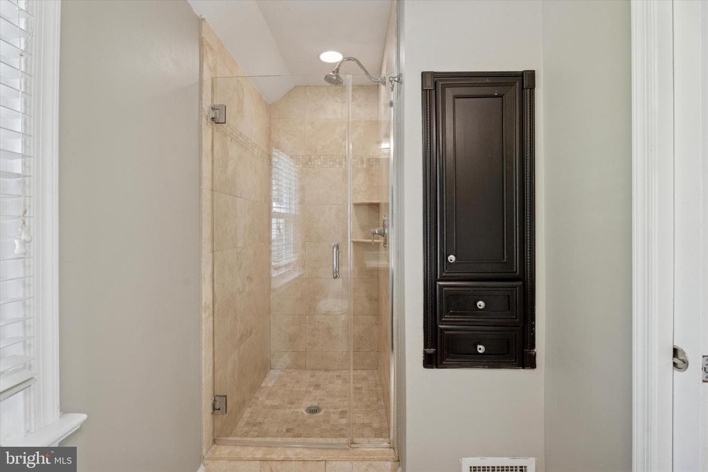 907 Nicholson Road photo 14