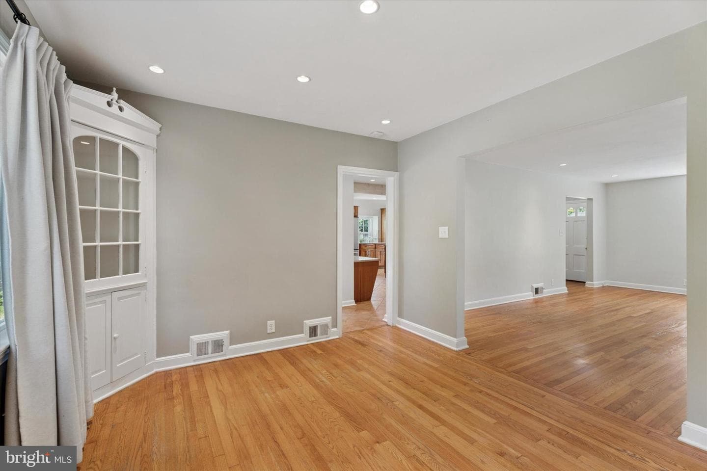 907 Nicholson Road photo 7