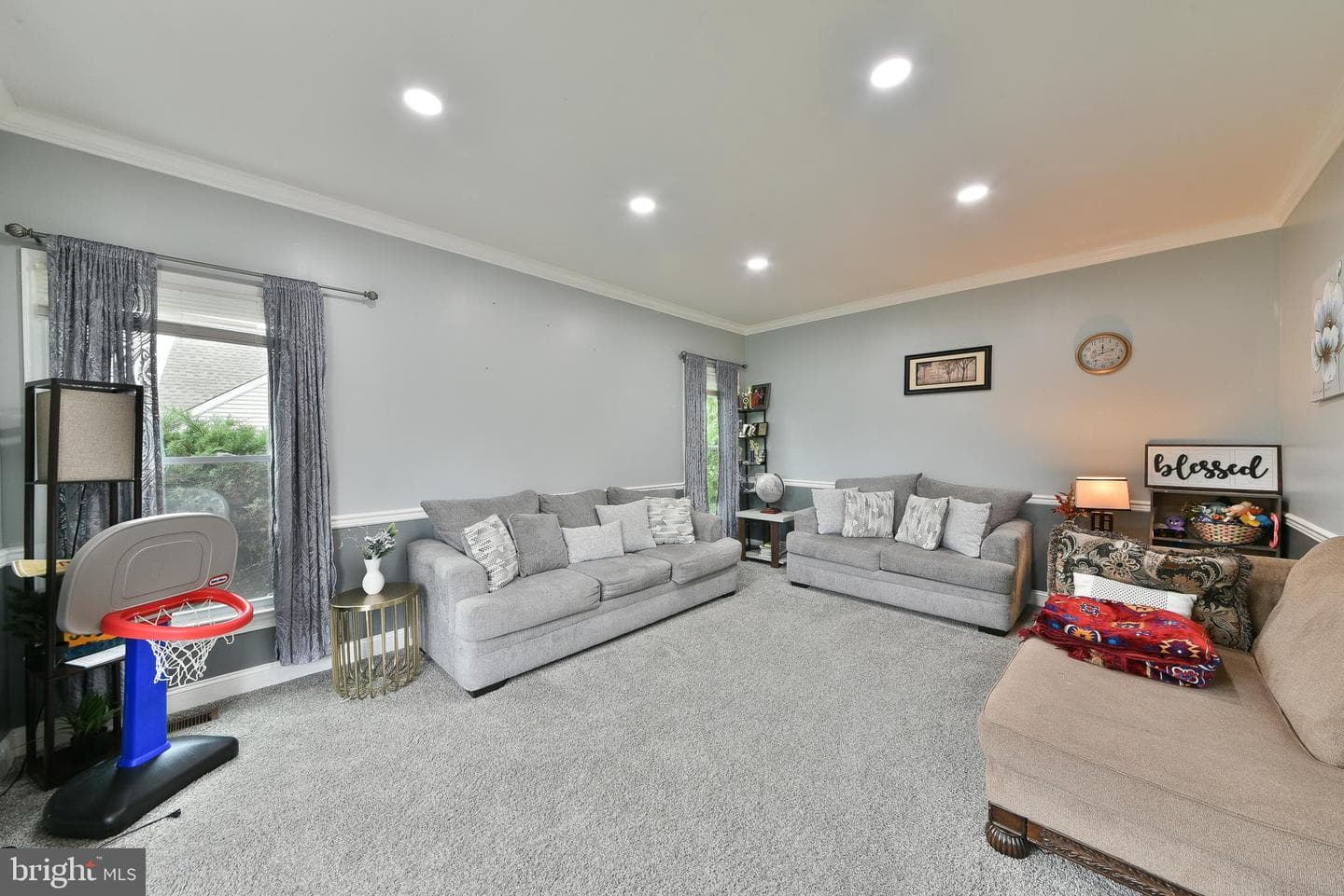 110 Country Club Drive photo 10