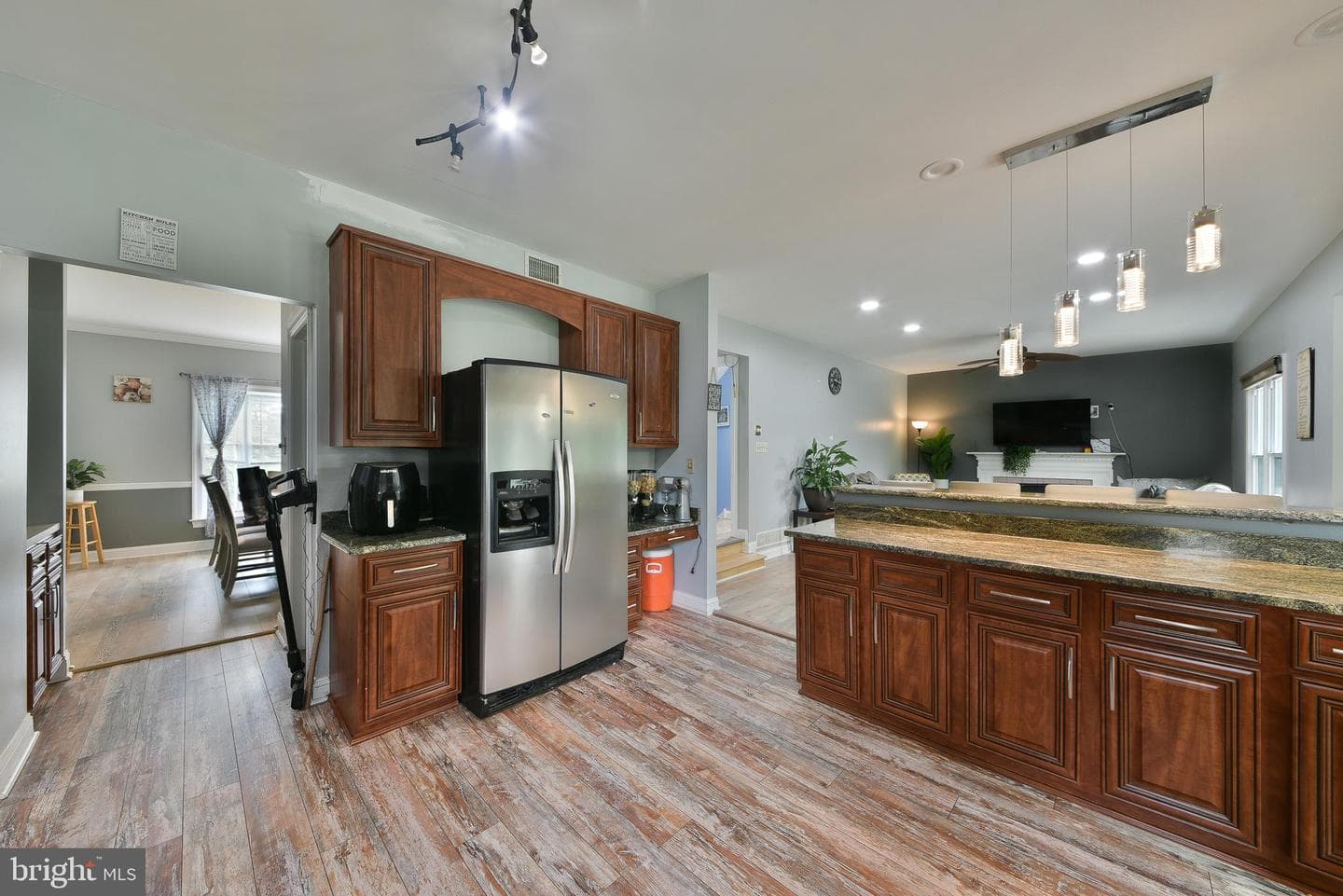 110 Country Club Drive photo 16