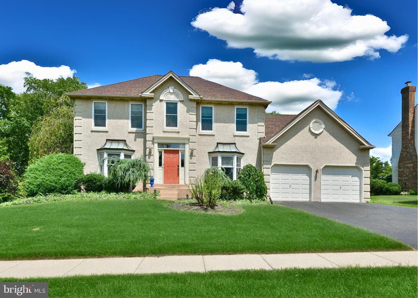 110 Country Club Drive photo 2