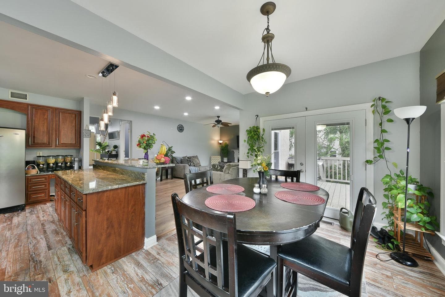 110 Country Club Drive photo 23