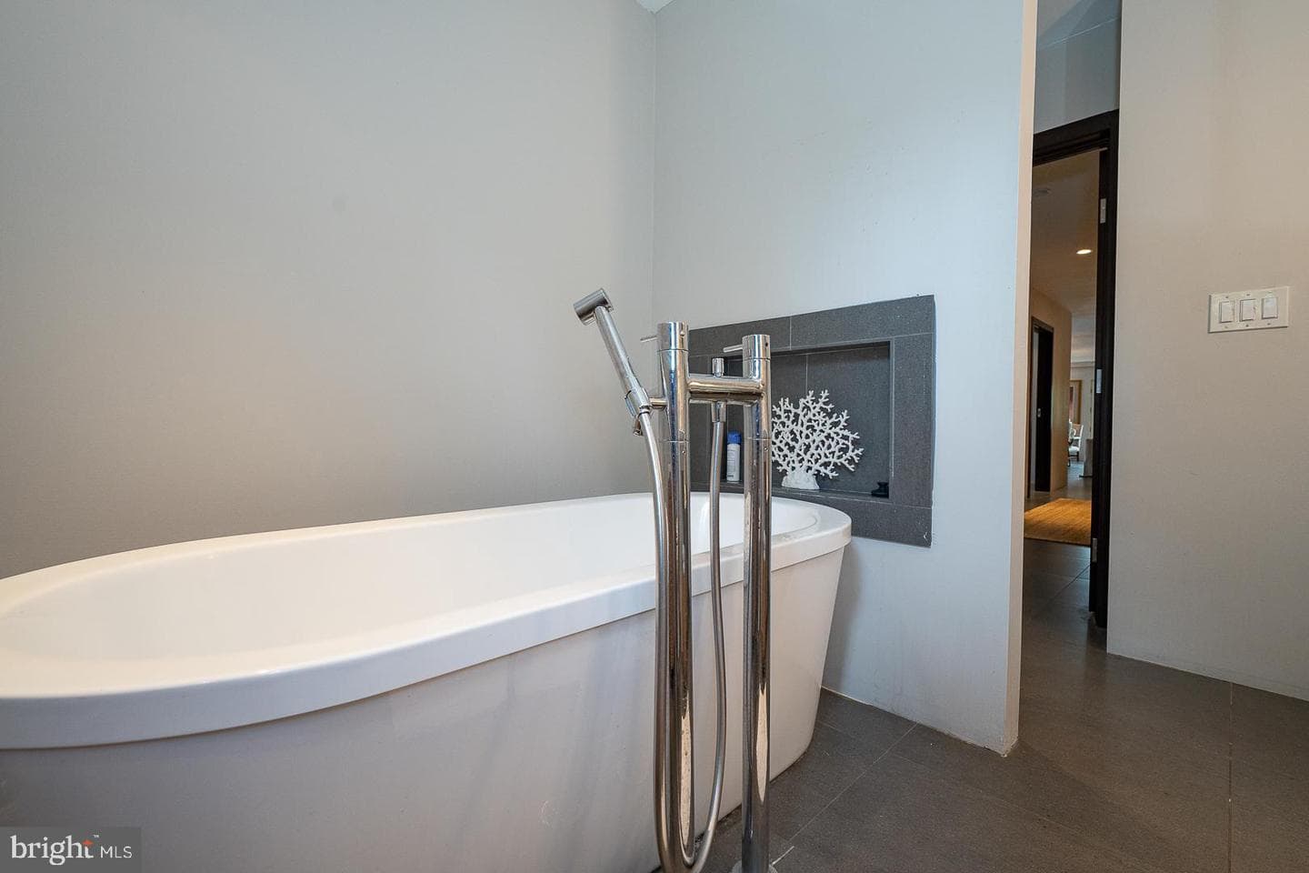 449 Montgomery Avenue #112 photo 16