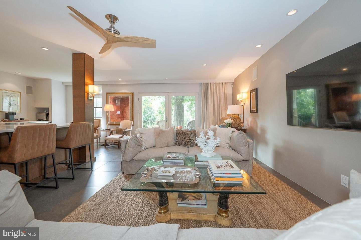 449 Montgomery Avenue #112 photo 2