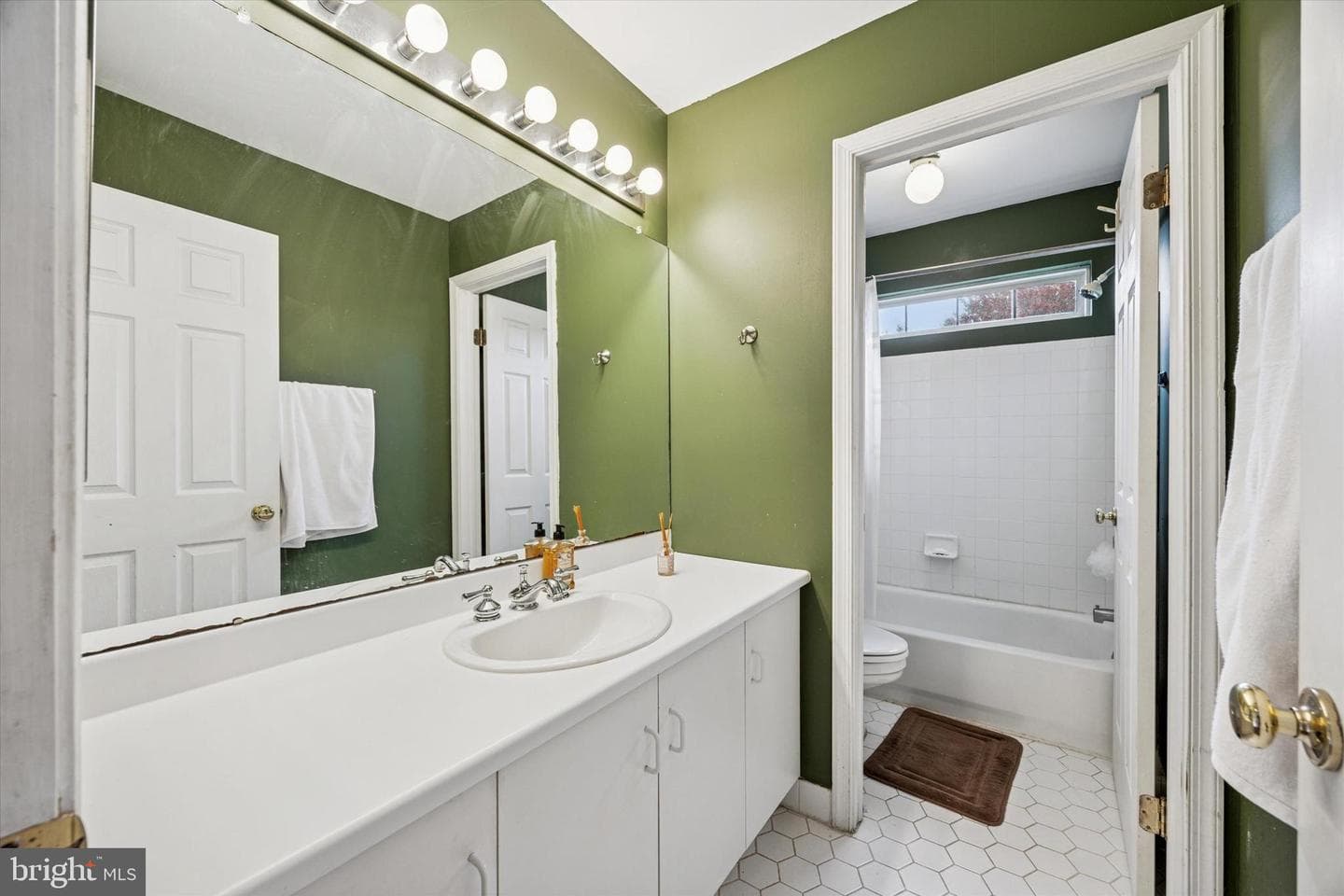 801 Welsh Road photo 32