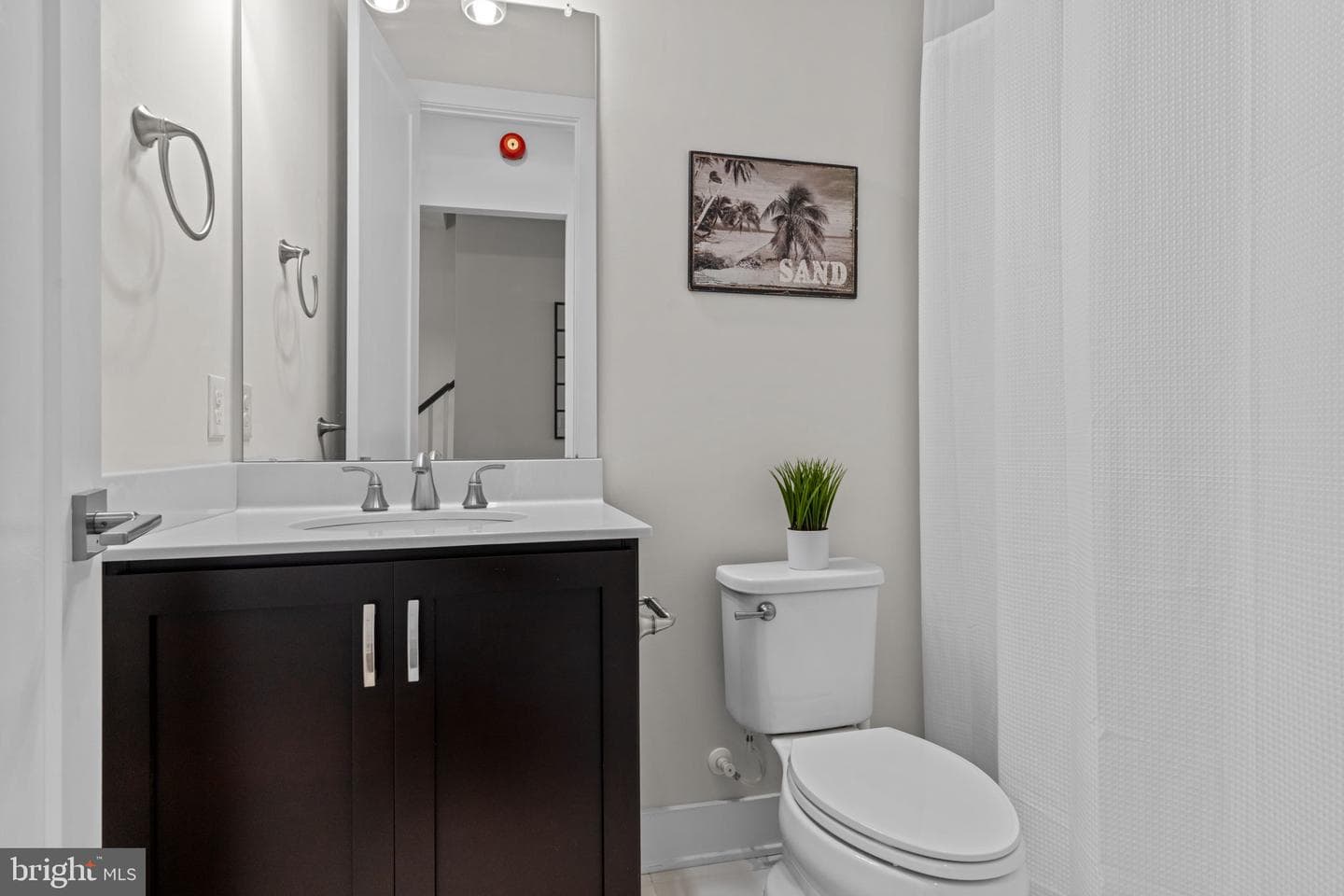 516 Galleria Street photo 6