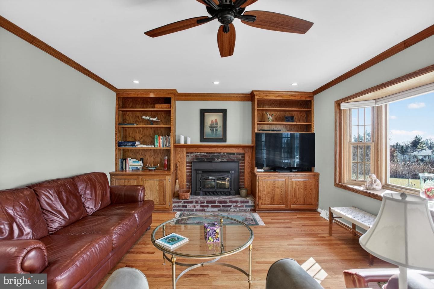 1221 Thomas Drive photo 12