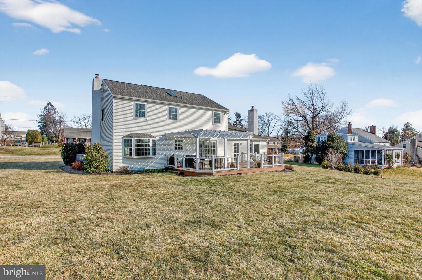 1221 Thomas Drive photo 29