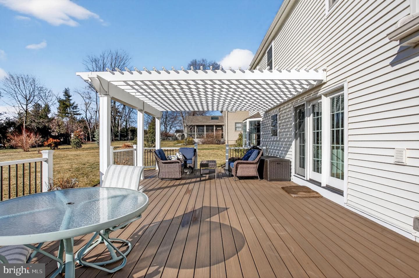 1221 Thomas Drive photo 30