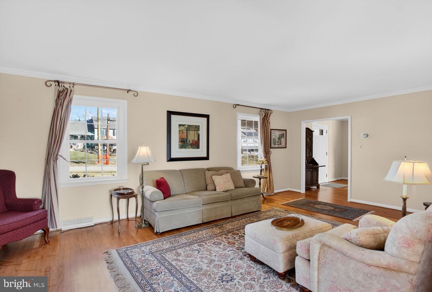 1221 Thomas Drive photo 4