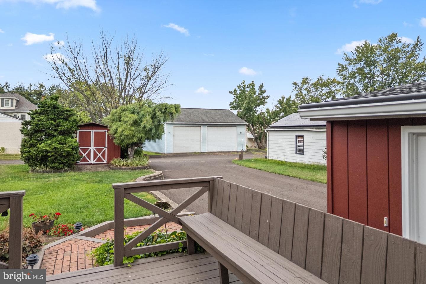 191 W Reliance Road photo 28