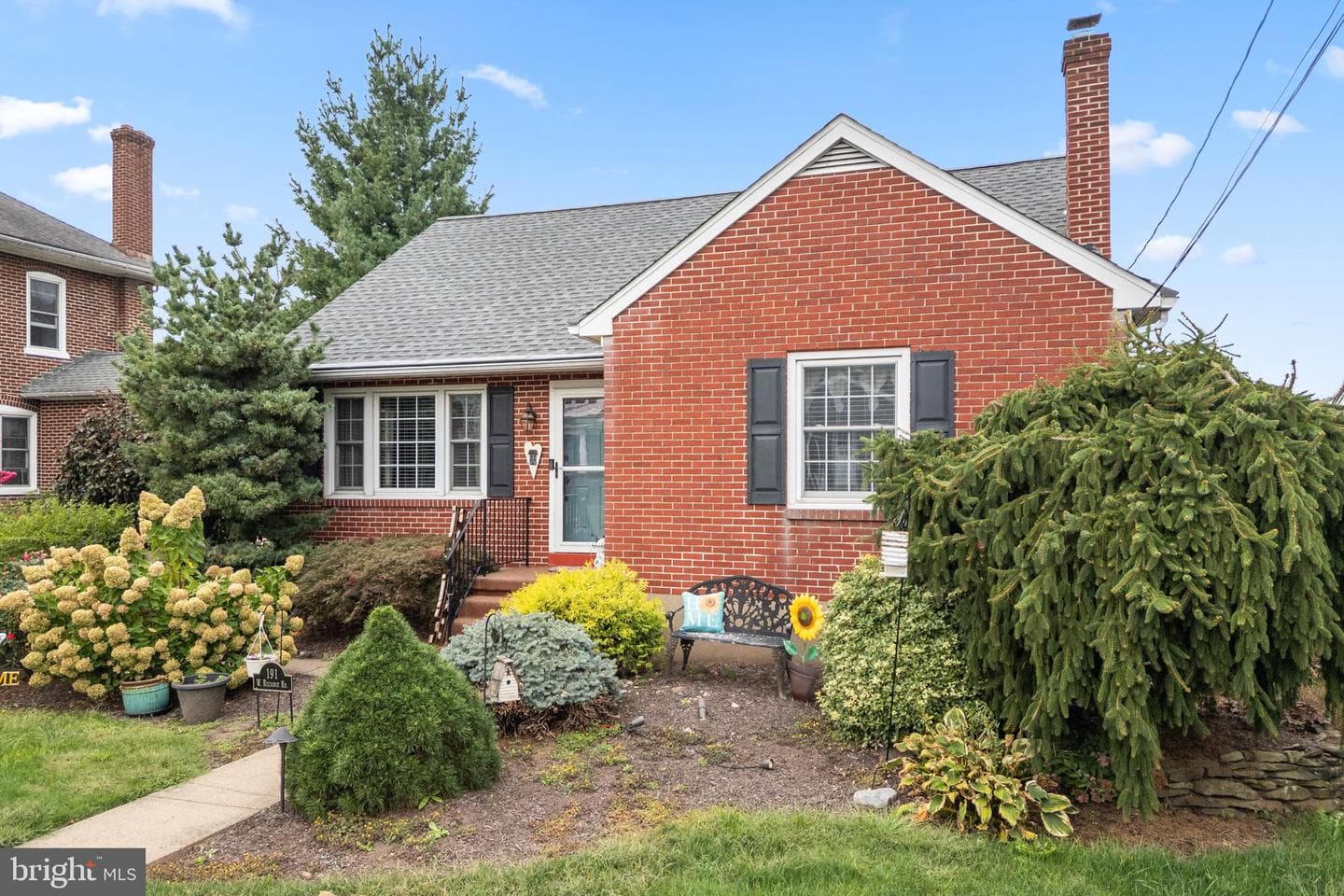 191 W Reliance Road photo 3