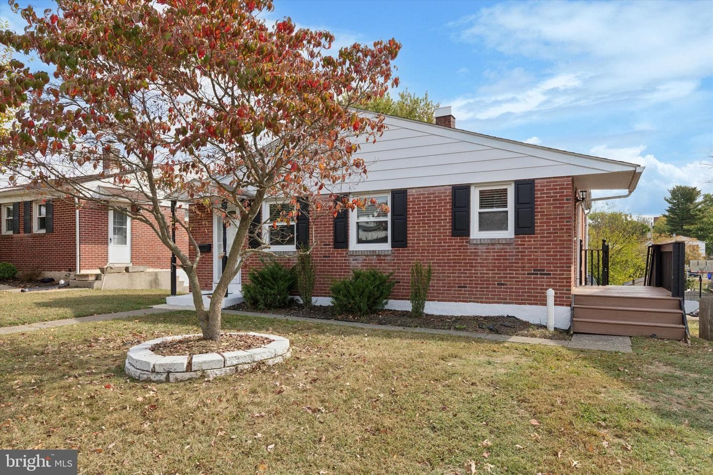 742 N Hanover Street photo 2