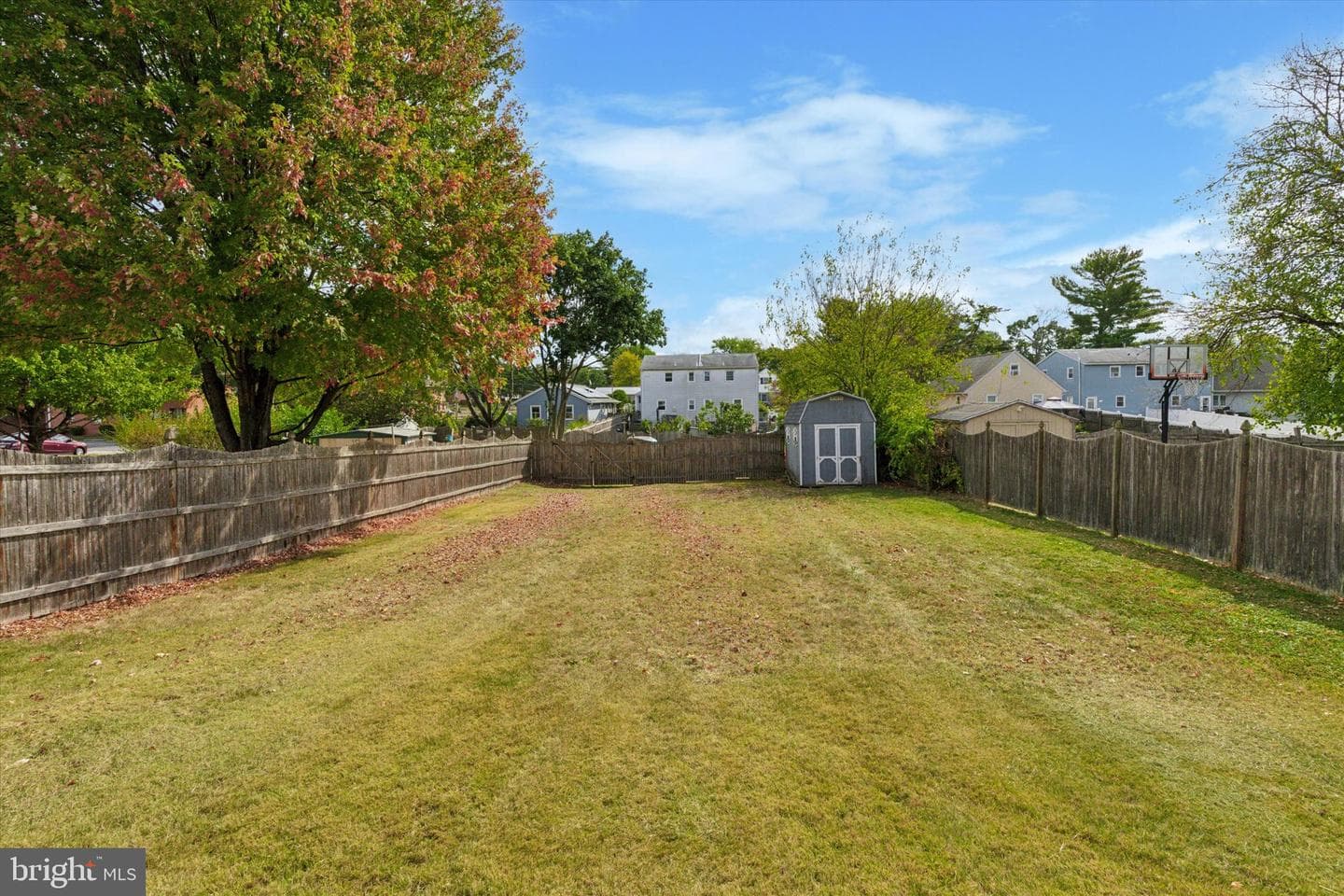 742 N Hanover Street photo 23
