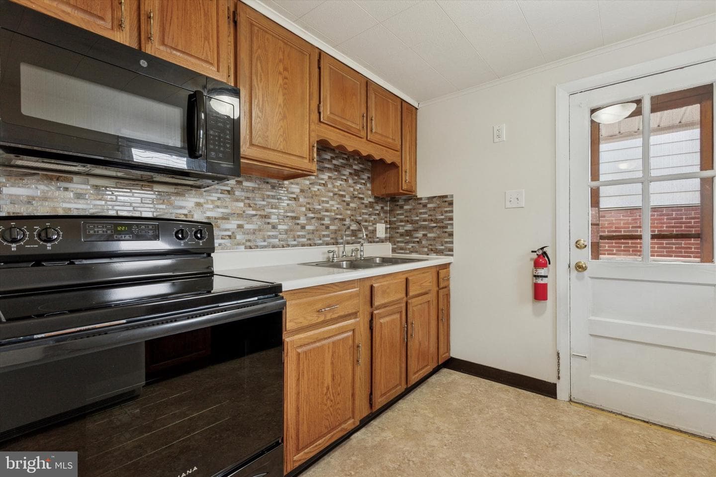 742 N Hanover Street photo 7