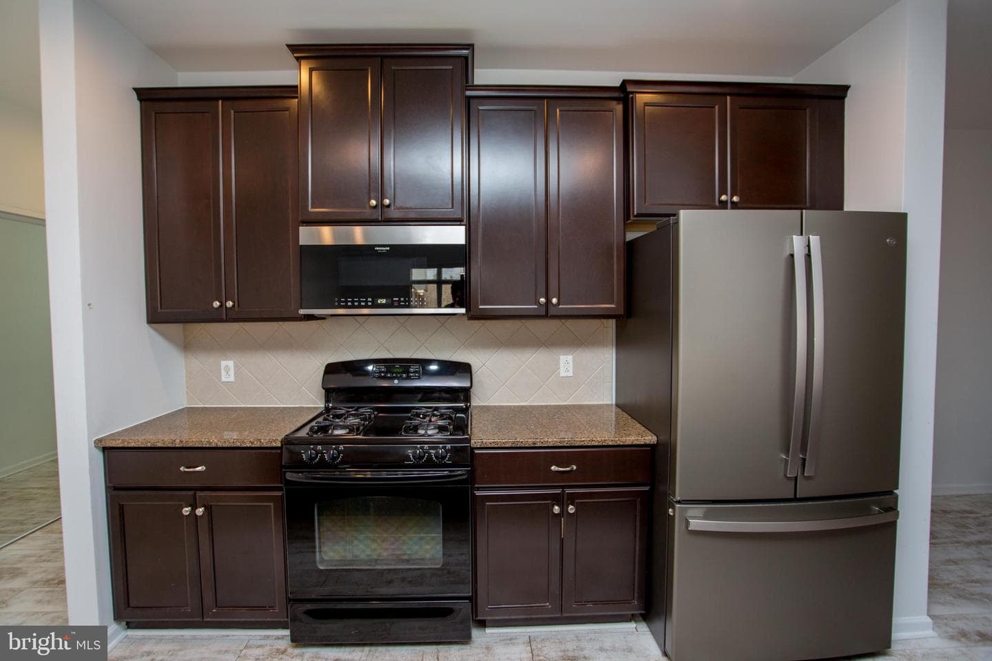 523 Carson Terrace photo 30