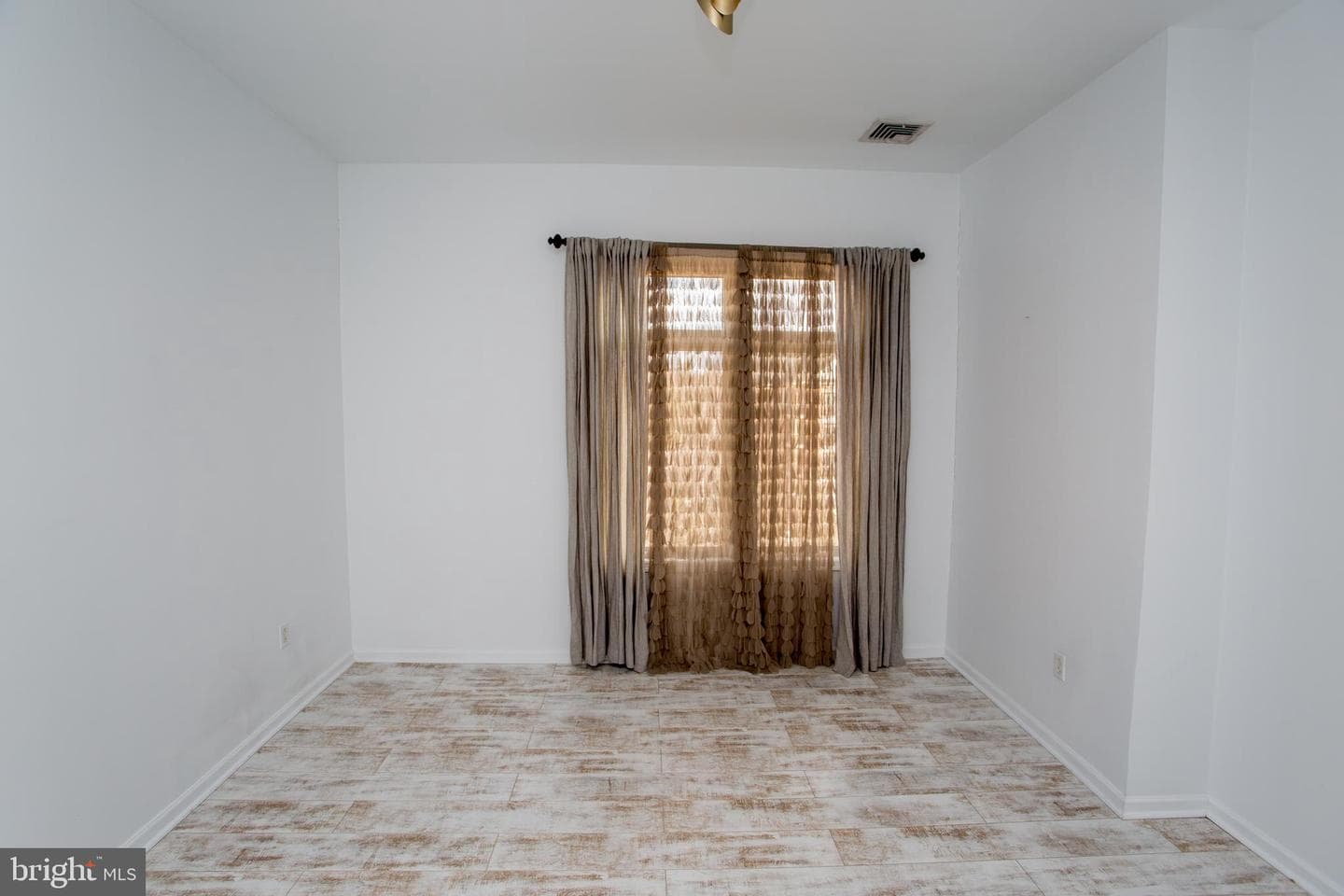 523 Carson Terrace photo 43