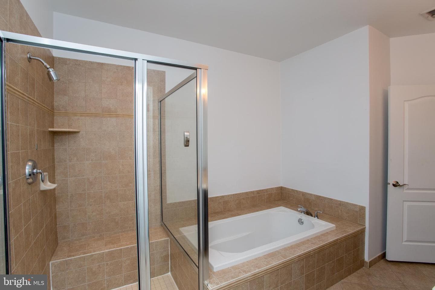 523 Carson Terrace photo 48