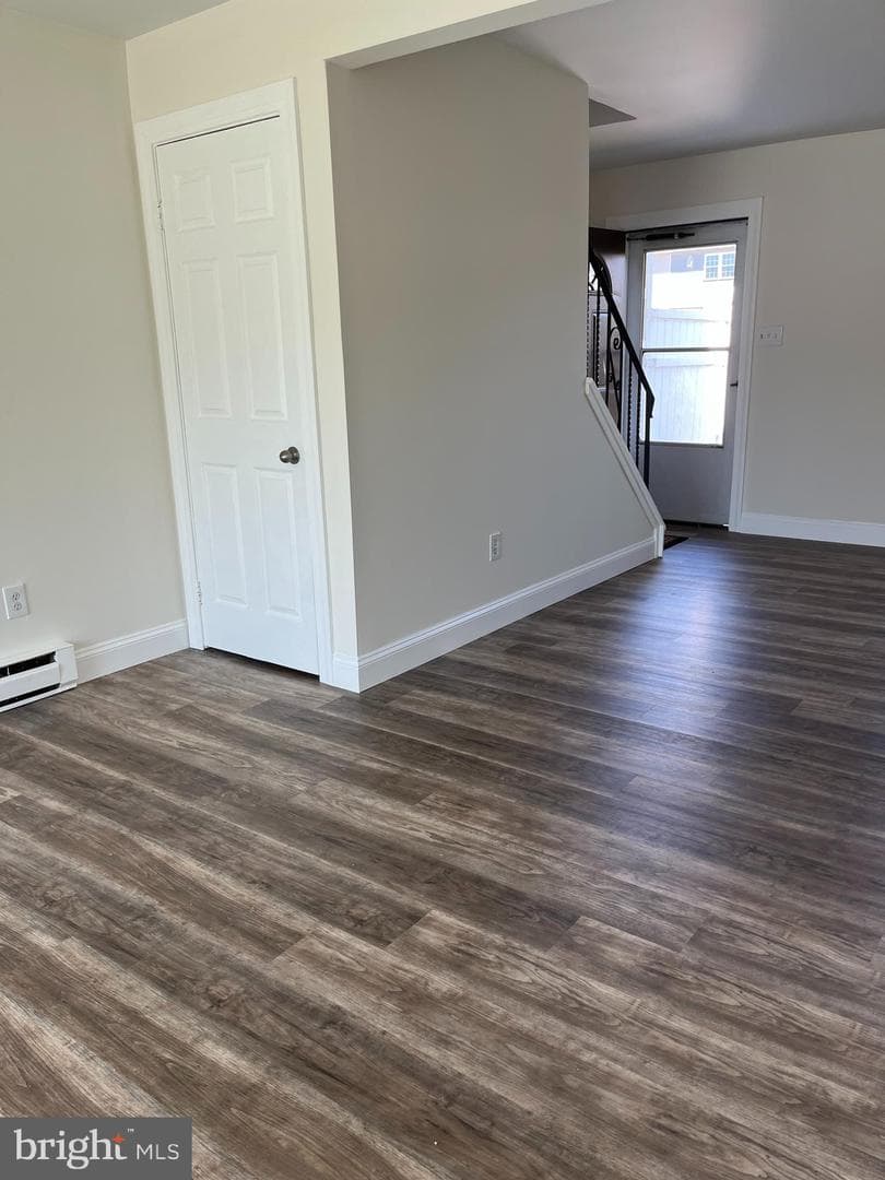 516 Colonial Drive photo 24