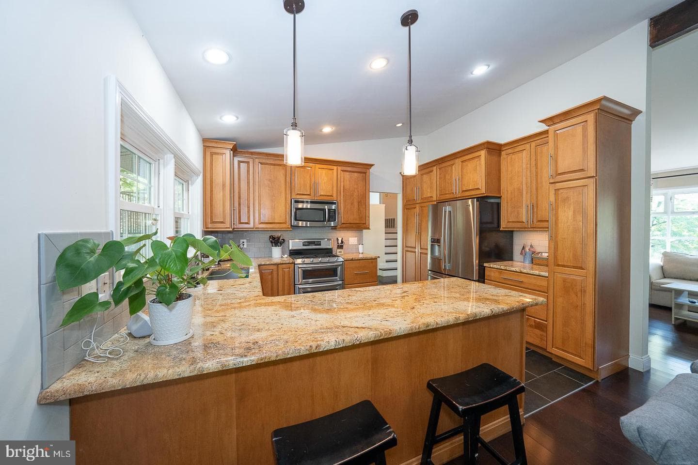935 Longview Road photo 11